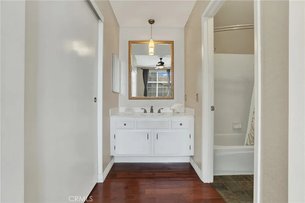 26075 Saratoga Avenue #129 Laguna Hills, CA 92653