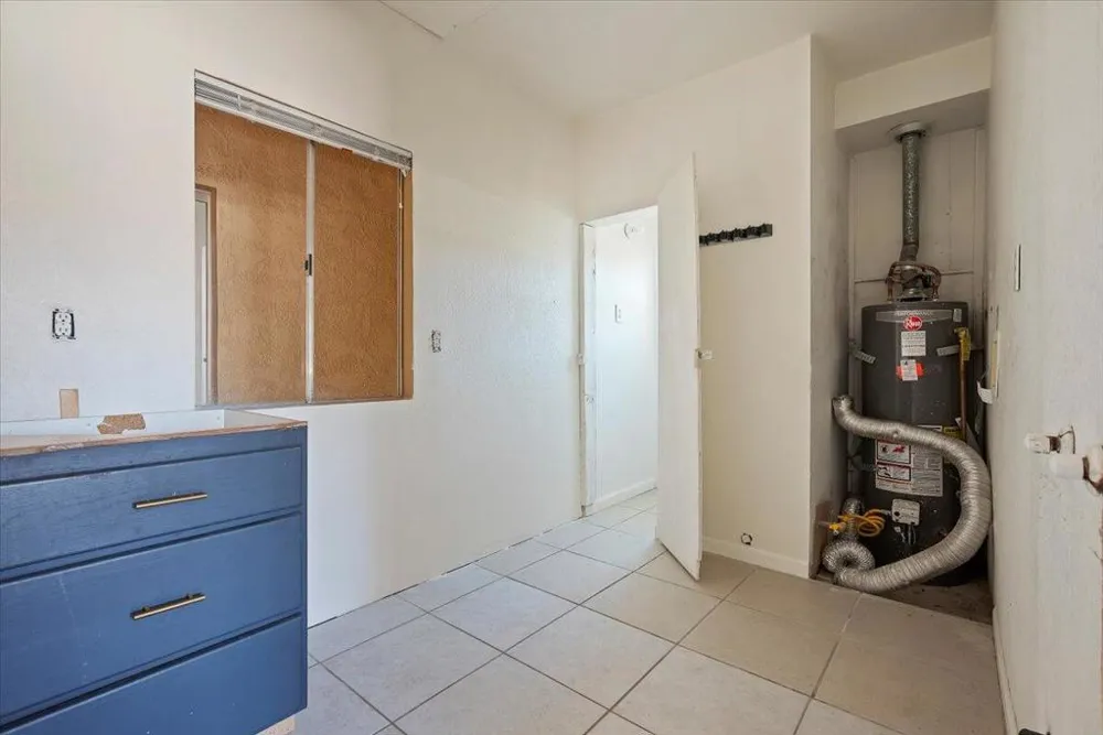 5975 Lupine Avenue 29 Palms, CA 92277