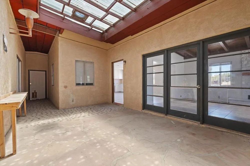 5975 Lupine Avenue 29 Palms, CA 92277