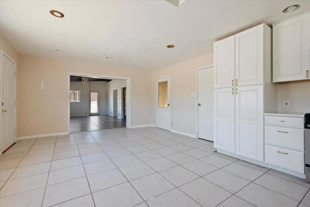 5975 Lupine Avenue 29 Palms, CA 92277