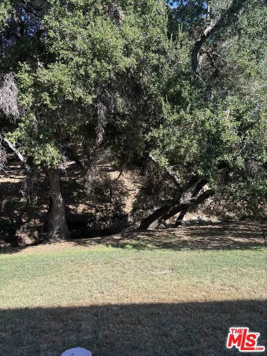 23635 Park Capri #30 Calabasas, CA 91302