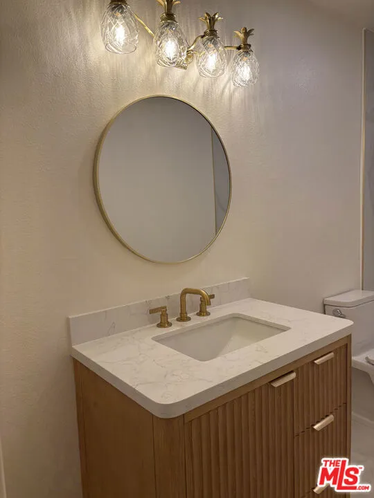 23635 Park Capri #30 Calabasas, CA 91302