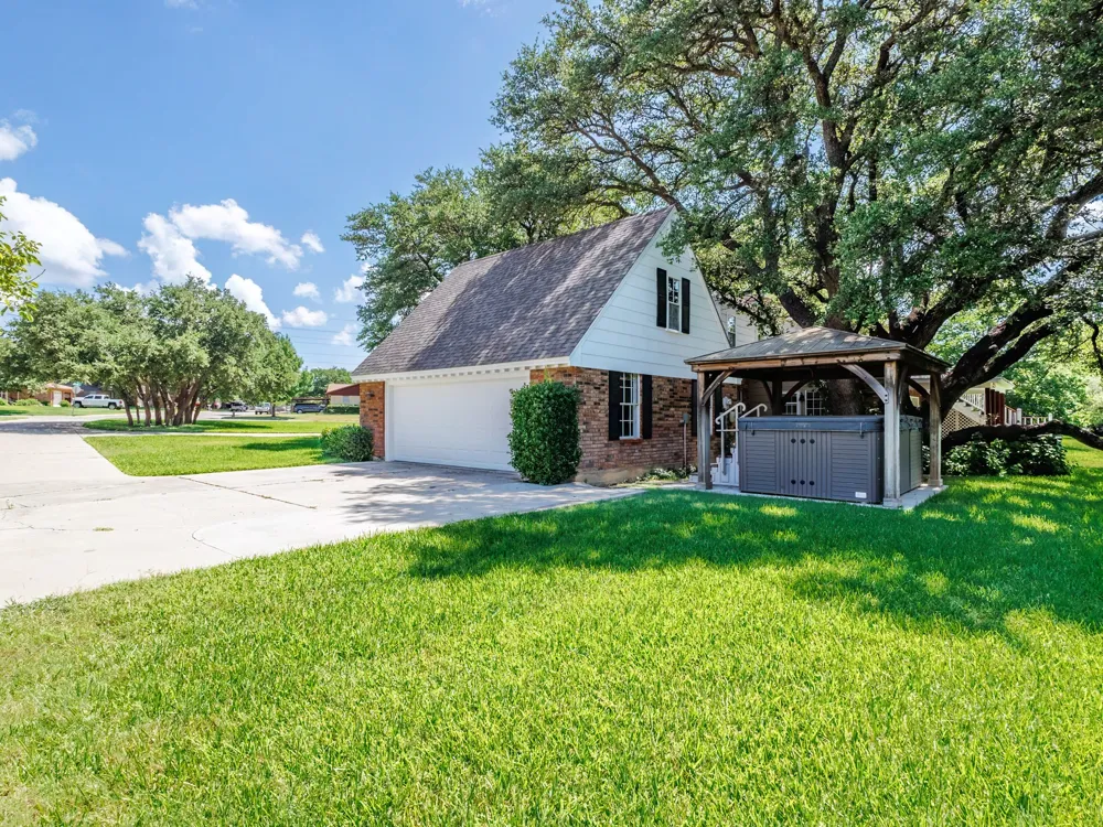4501 River Oaks (9 AC) Drive Brownwood, TX 76801