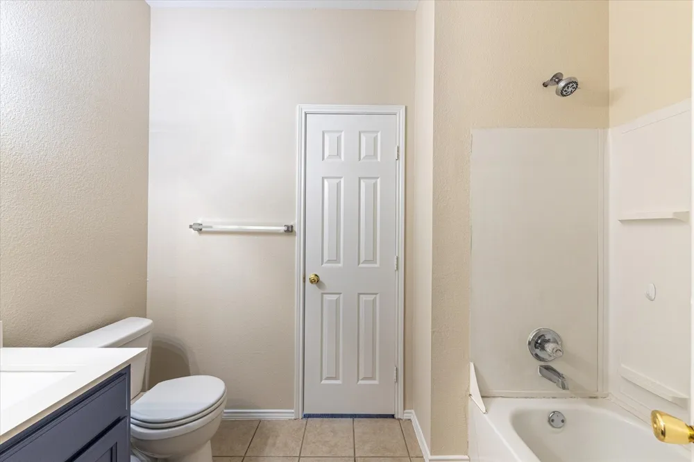 101 Collett Court Weatherford, TX 76088