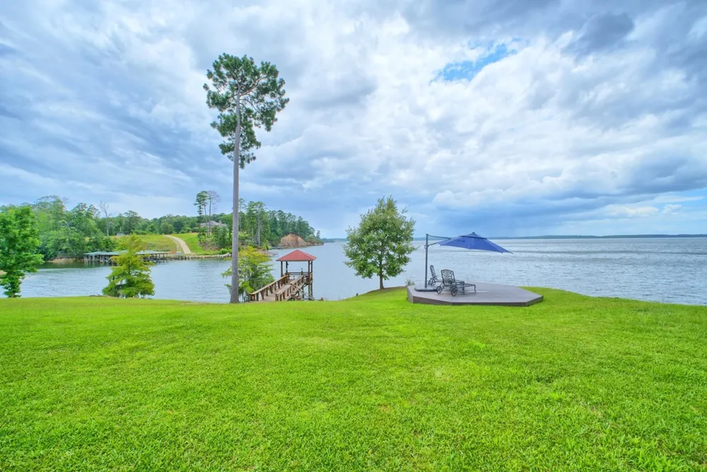 320 Cypress Village Dr Other, LA 71449
