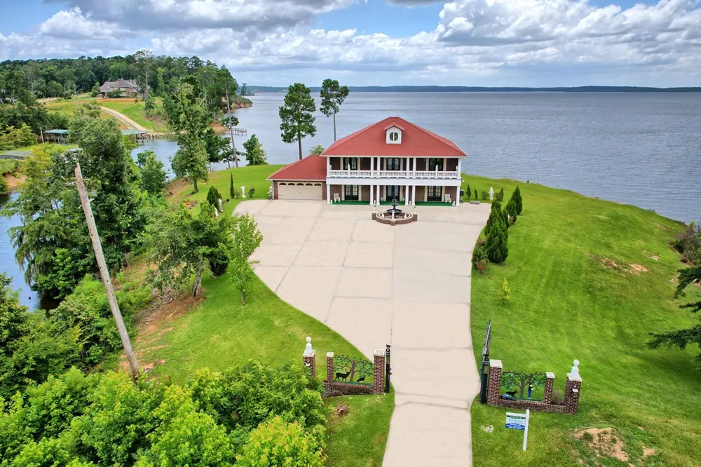 320 Cypress Village Dr Other, LA 71449