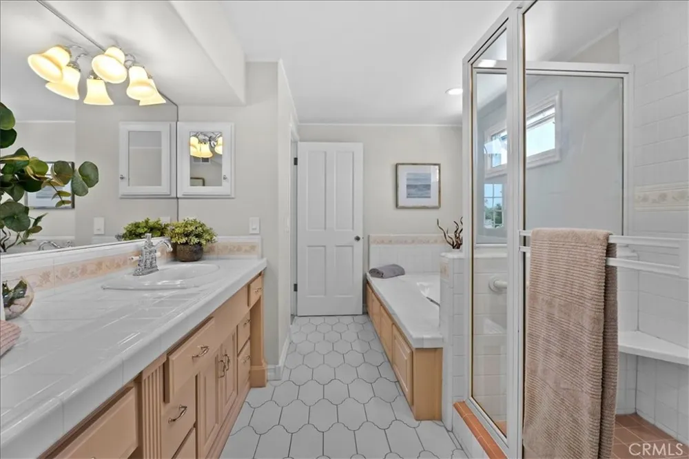 1828 Andreo Torrance, CA 90501