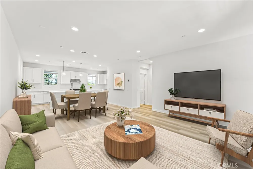 8916 Jasmine Buena Park, CA 90621