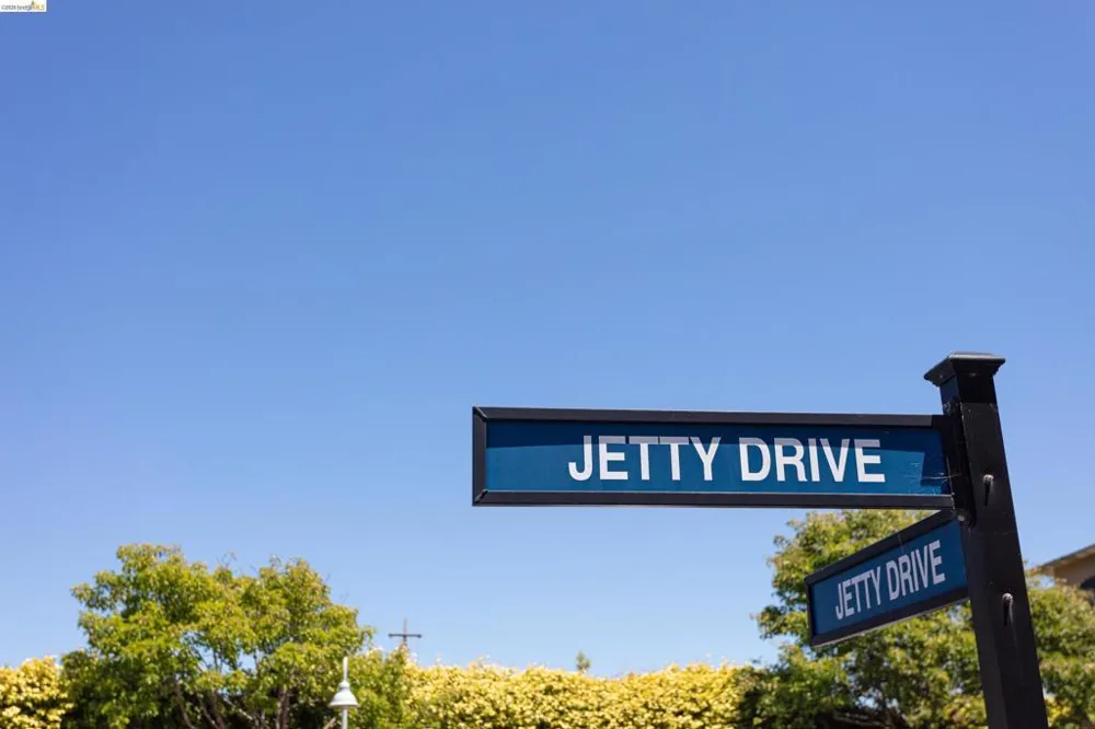 1508 Jetty Dr Richmond, CA 94804