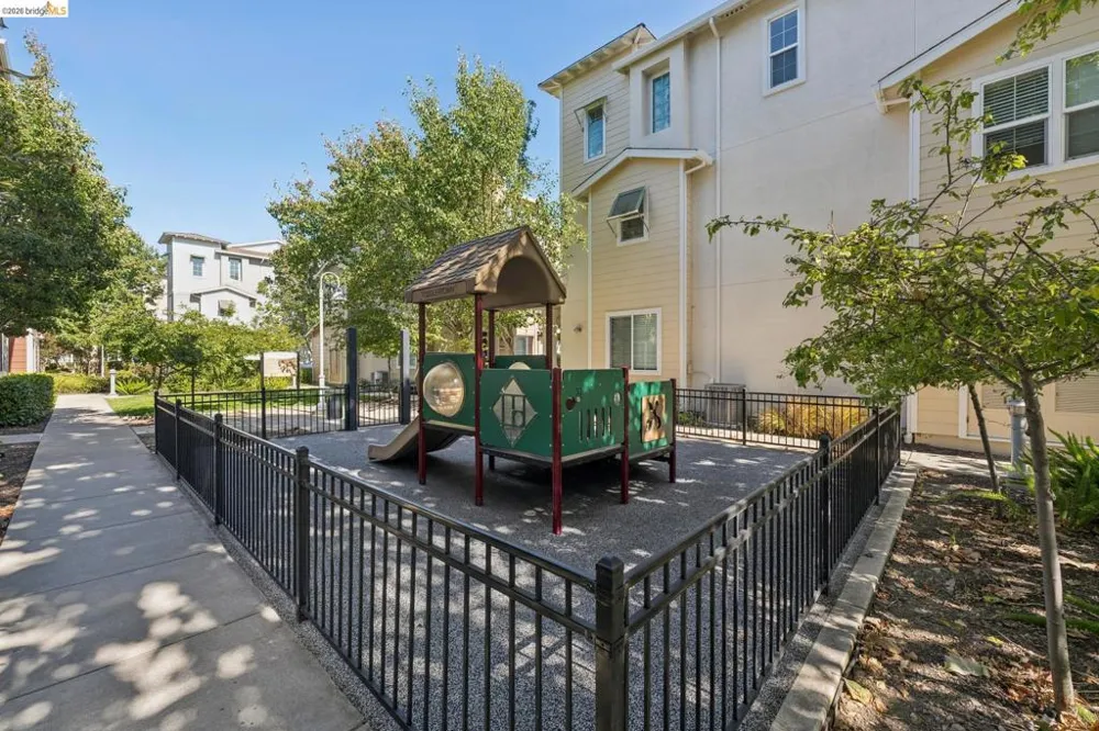 1508 Jetty Dr Richmond, CA 94804