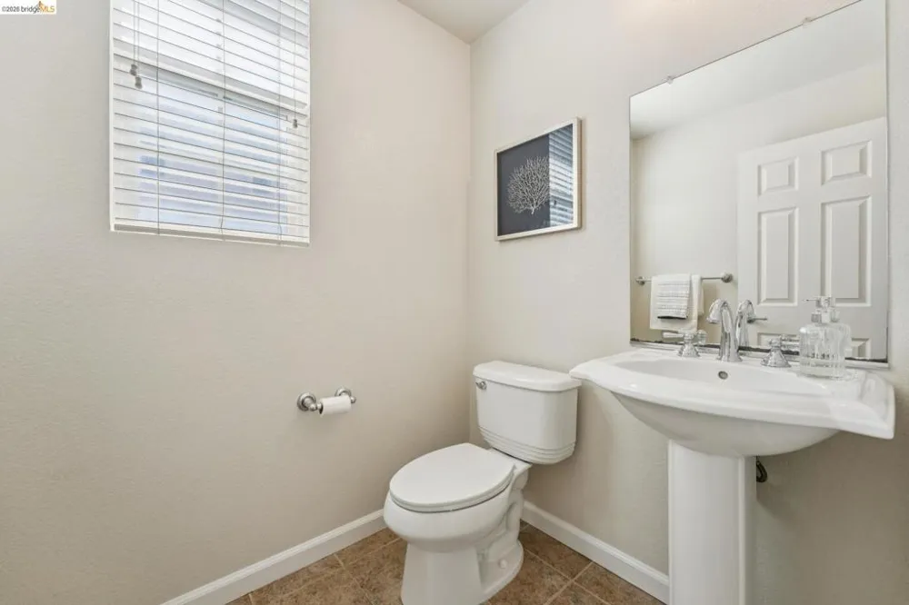 1508 Jetty Dr Richmond, CA 94804