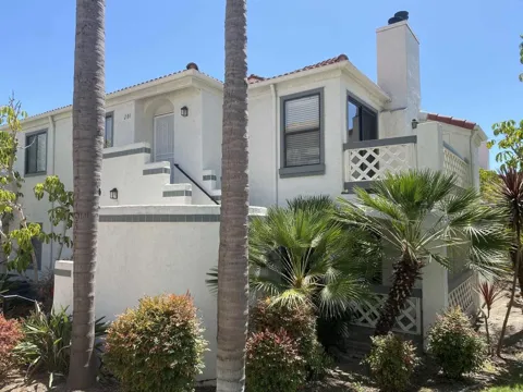 13222 Salmon River #201