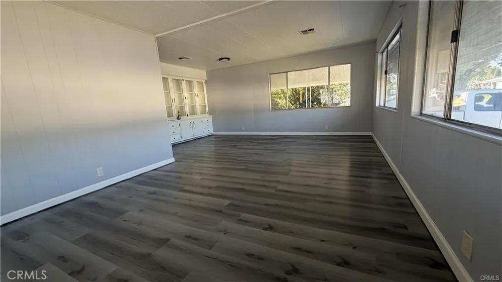 31038 Ponderosa Lake Elsinore, CA 92530