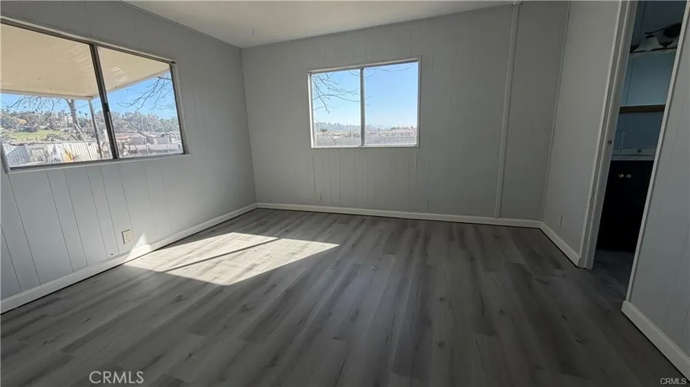 31038 Ponderosa Lake Elsinore, CA 92530