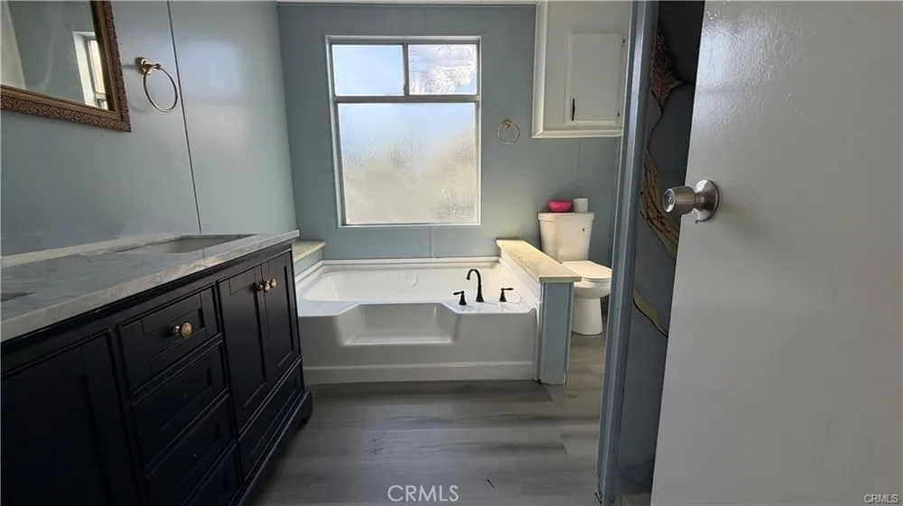 31038 Ponderosa Lake Elsinore, CA 92530