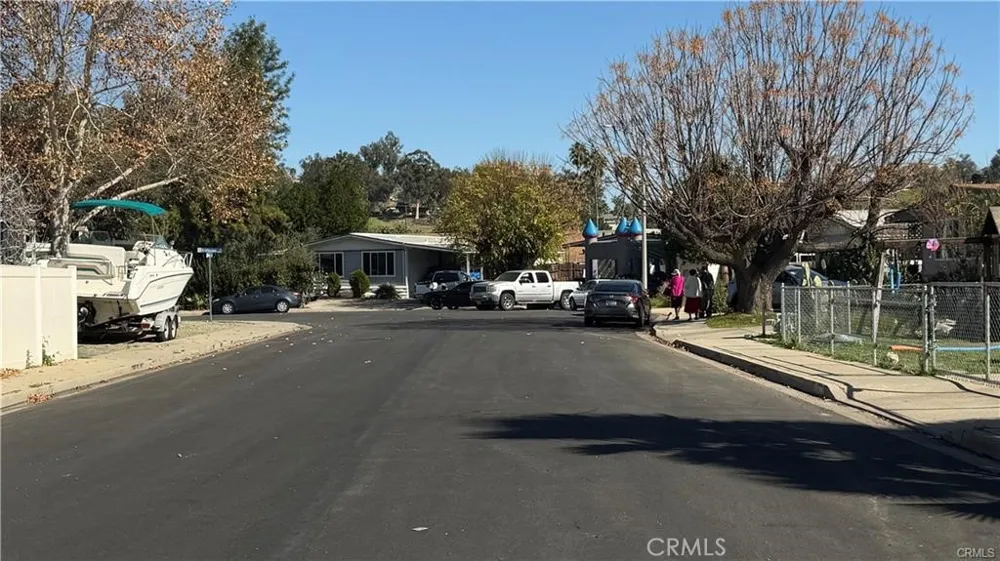 31038 Ponderosa Lake Elsinore, CA 92530
