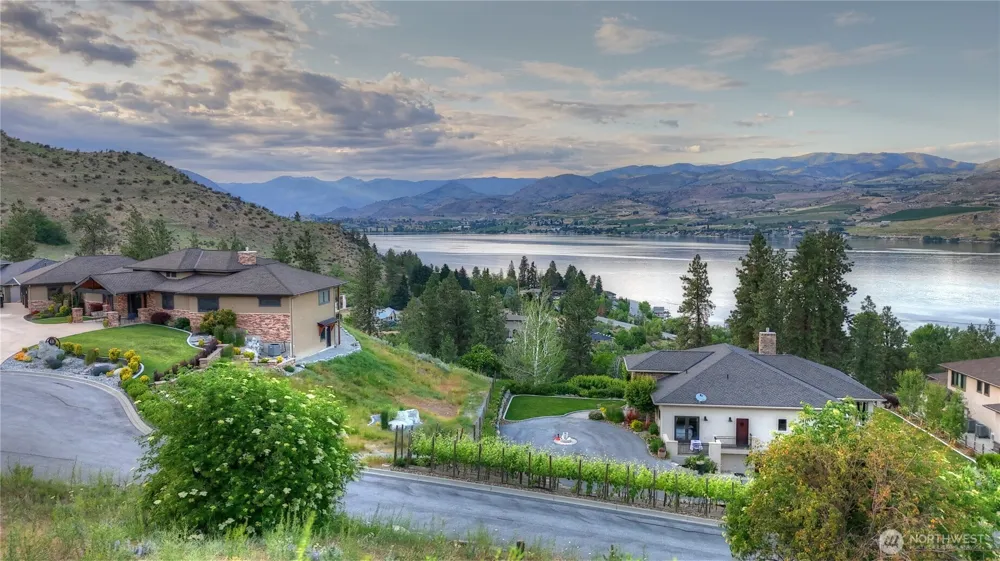 355 Karma Kanyon Drive Chelan, WA 98816