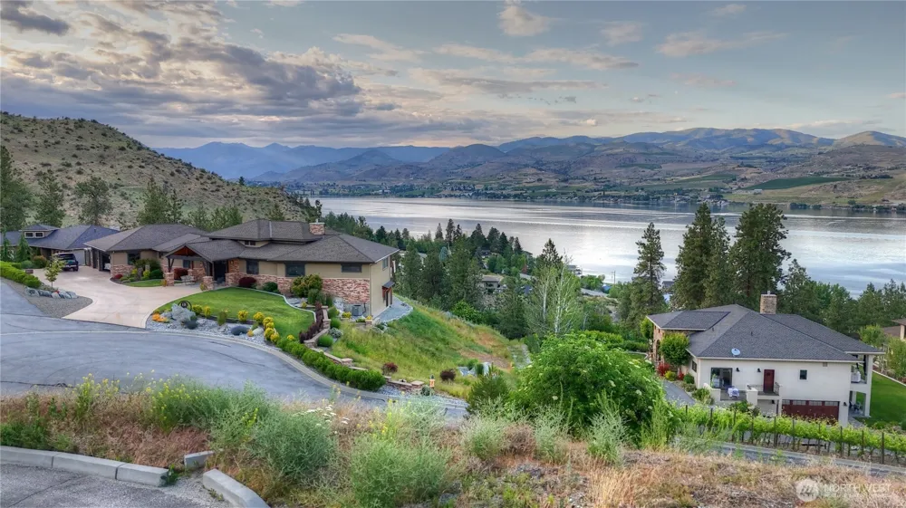 355 Karma Kanyon Drive Chelan, WA 98816