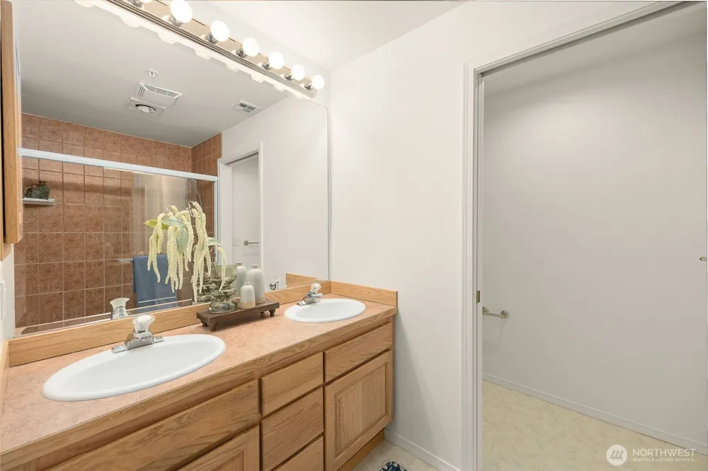 22760 SE 43rd Court #2617 Issaquah, WA 98029