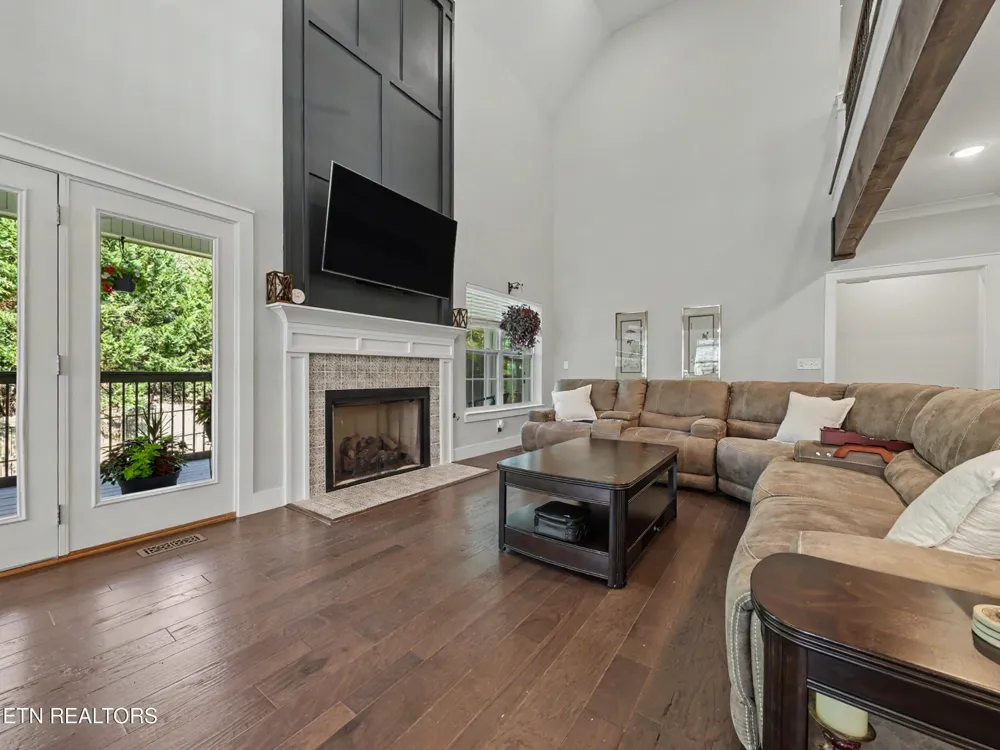 3806 Admirality Lane Knoxville, TN 37920