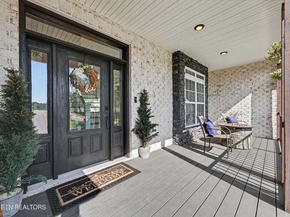 3806 Admirality Lane Knoxville, TN 37920