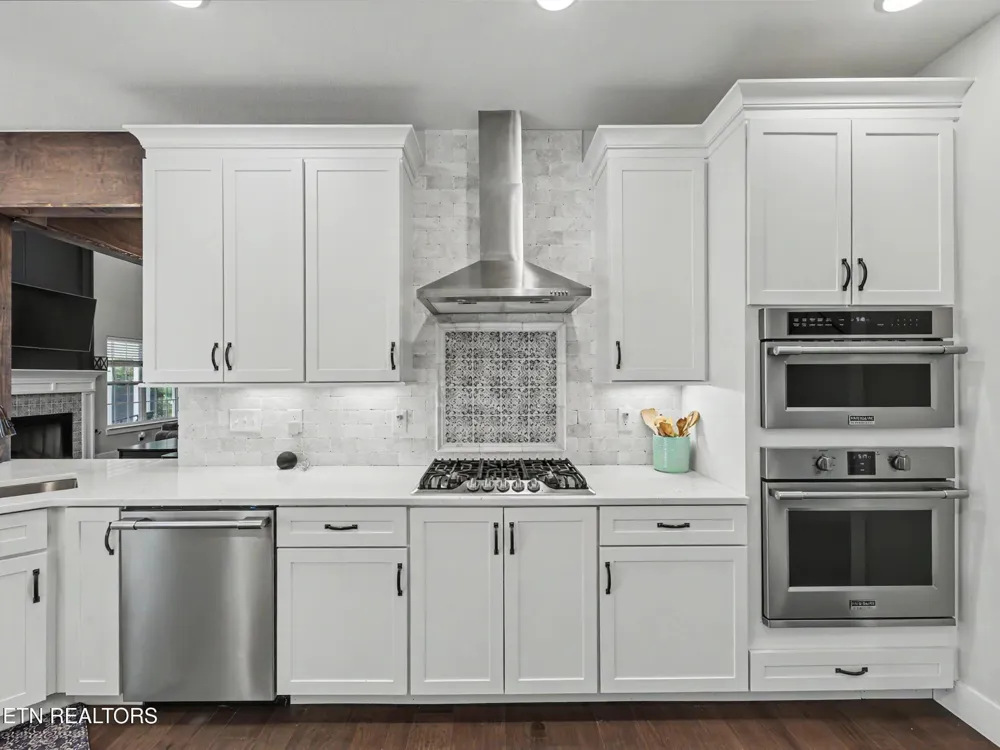 3806 Admirality Lane Knoxville, TN 37920