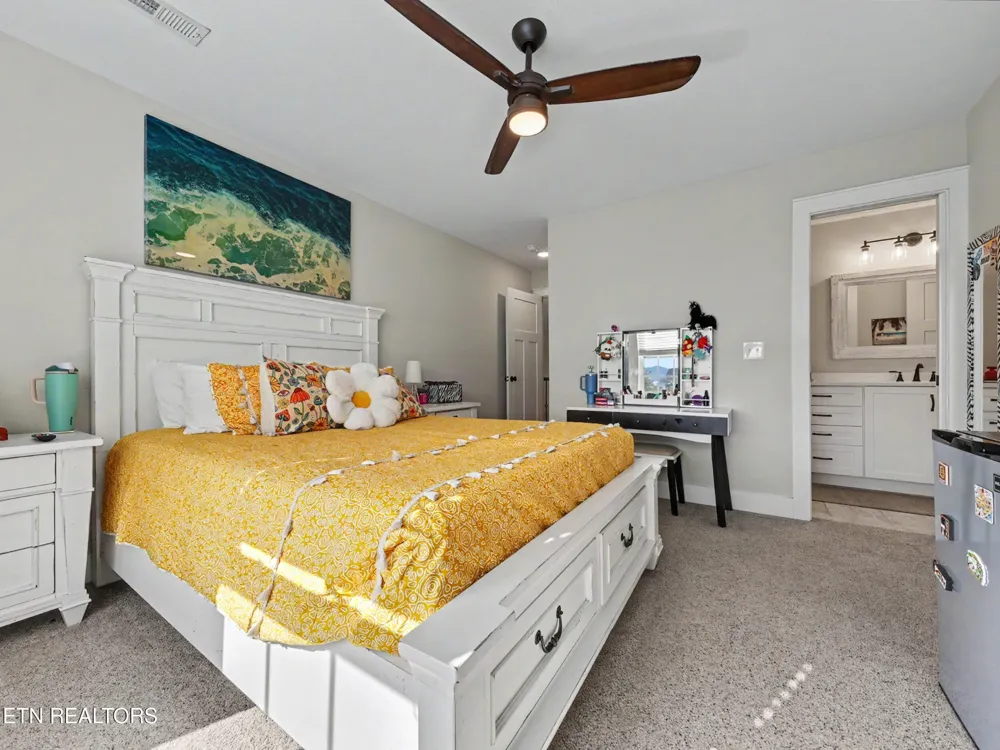 3806 Admirality Lane Knoxville, TN 37920