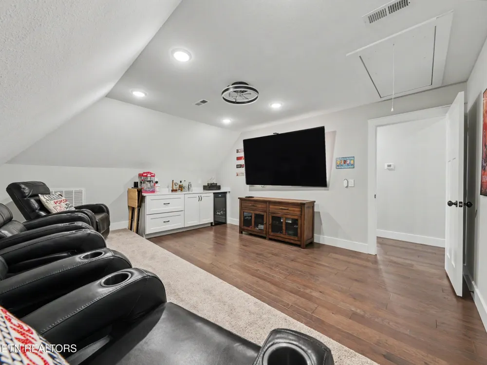 3806 Admirality Lane Knoxville, TN 37920