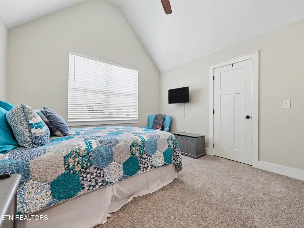 3806 Admirality Lane Knoxville, TN 37920