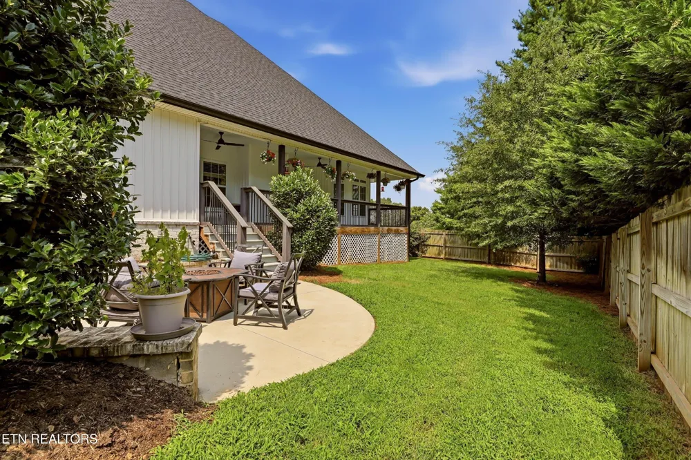 3806 Admirality Lane Knoxville, TN 37920