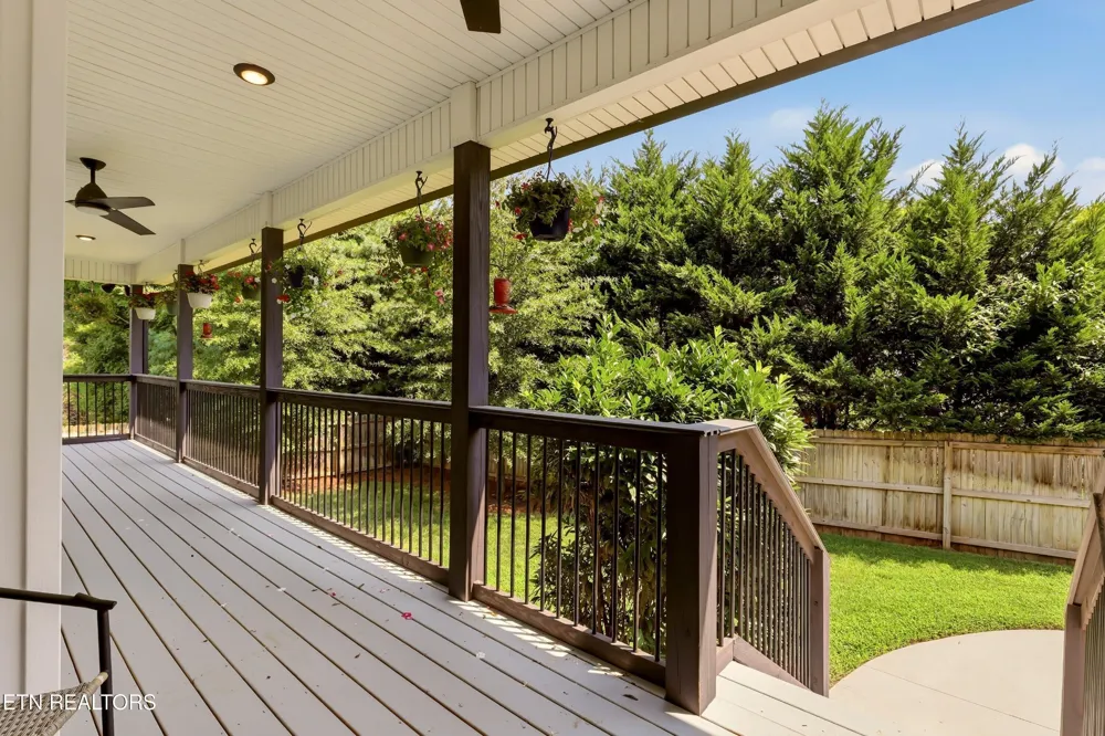 3806 Admirality Lane Knoxville, TN 37920