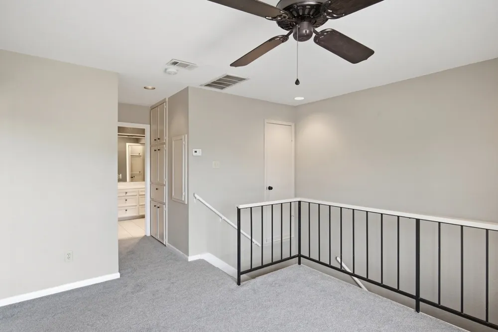 2201 Lakeway Boulevard #25 Lakeway, TX 78734