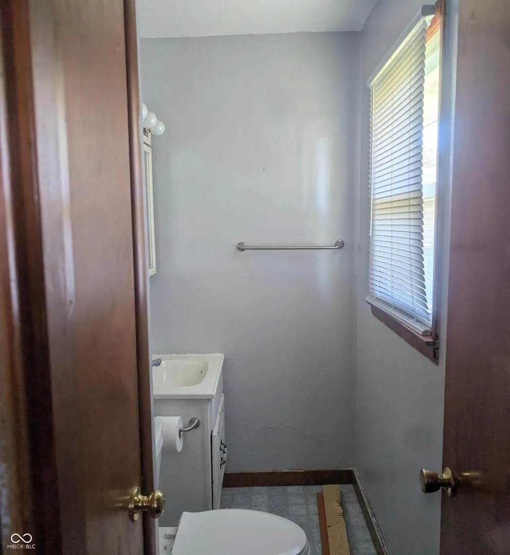 2152 Waugh Street Kokomo, IN 46901