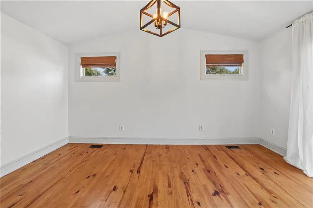 200 S Jackson Street Hartwell, GA 30643