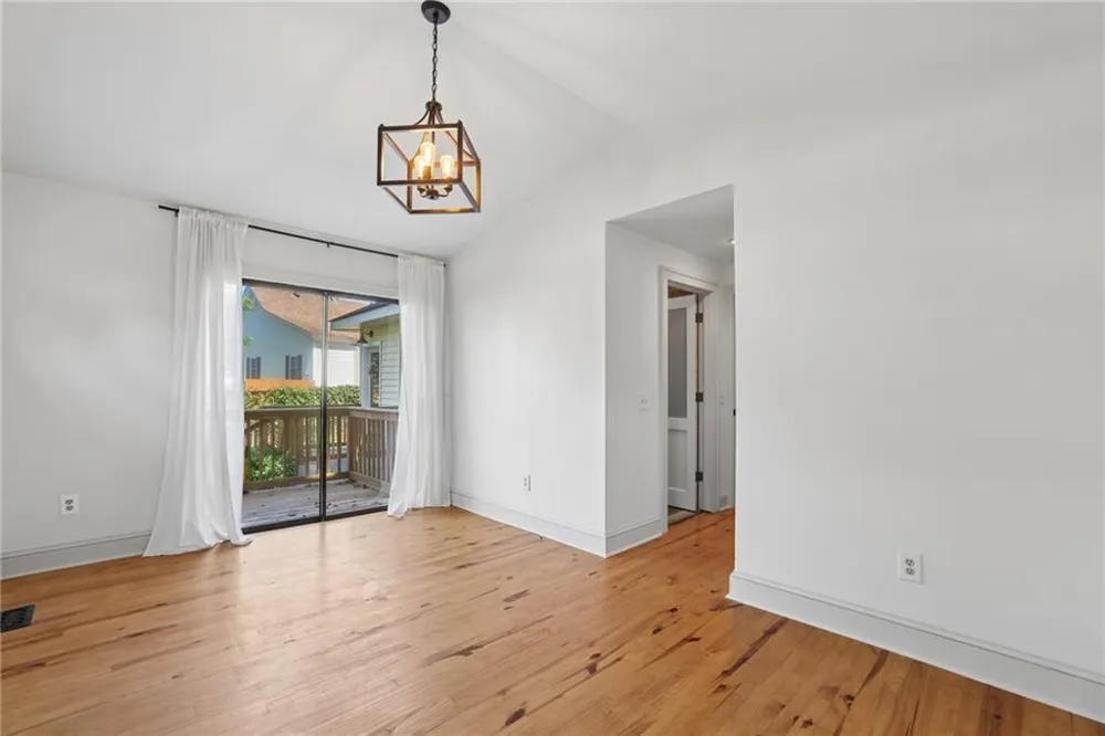 200 S Jackson Street Hartwell, GA 30643
