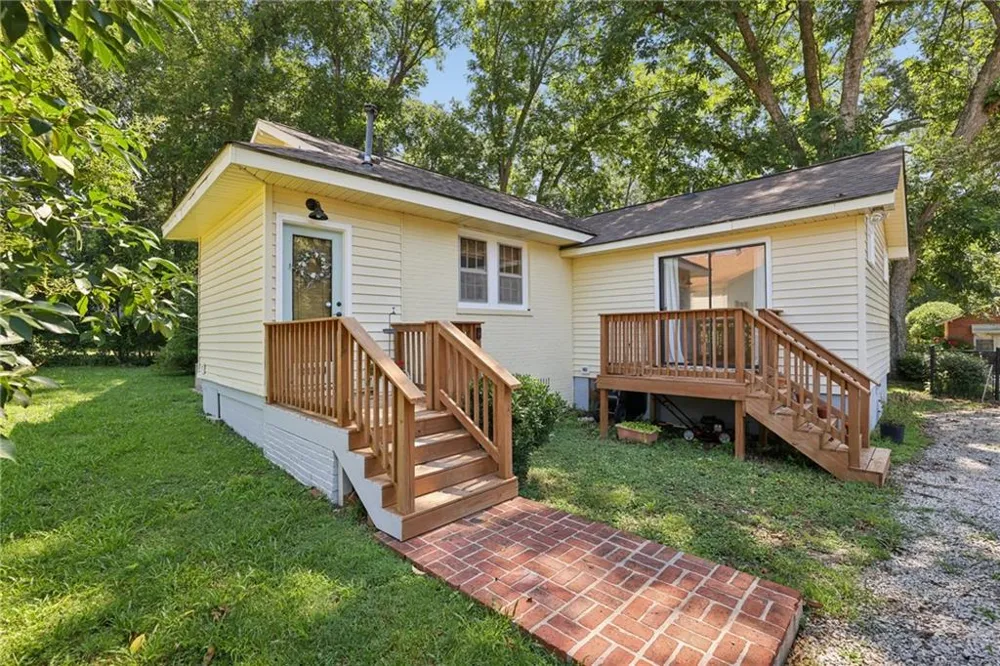 200 S Jackson Street Hartwell, GA 30643