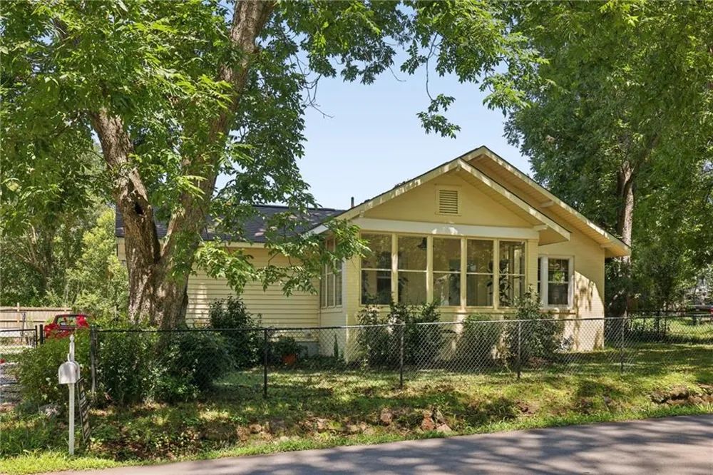 200 S Jackson Street Hartwell, GA 30643