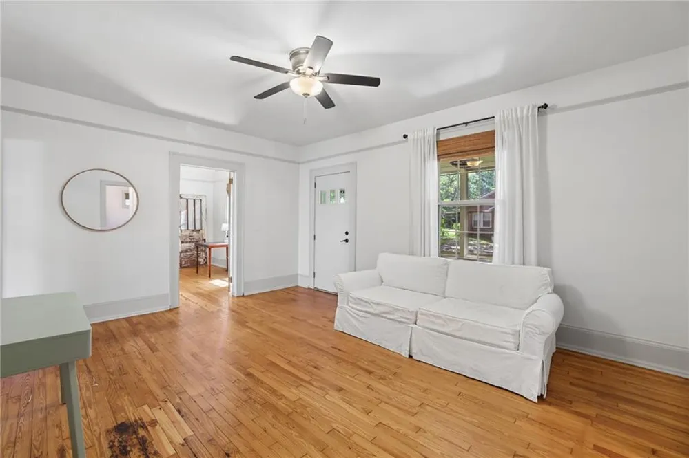 200 S Jackson Street Hartwell, GA 30643