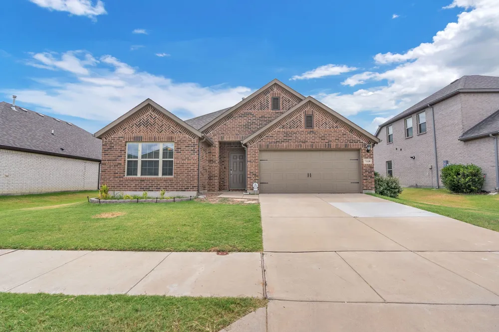 7118 Pampas Place Venus, TX 76084