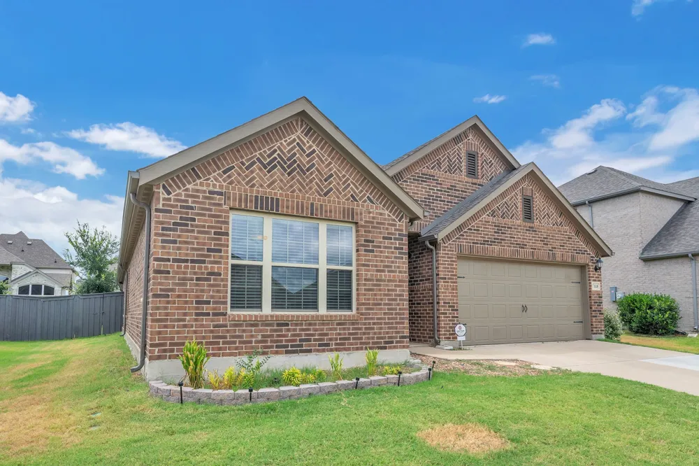 7118 Pampas Place Venus, TX 76084
