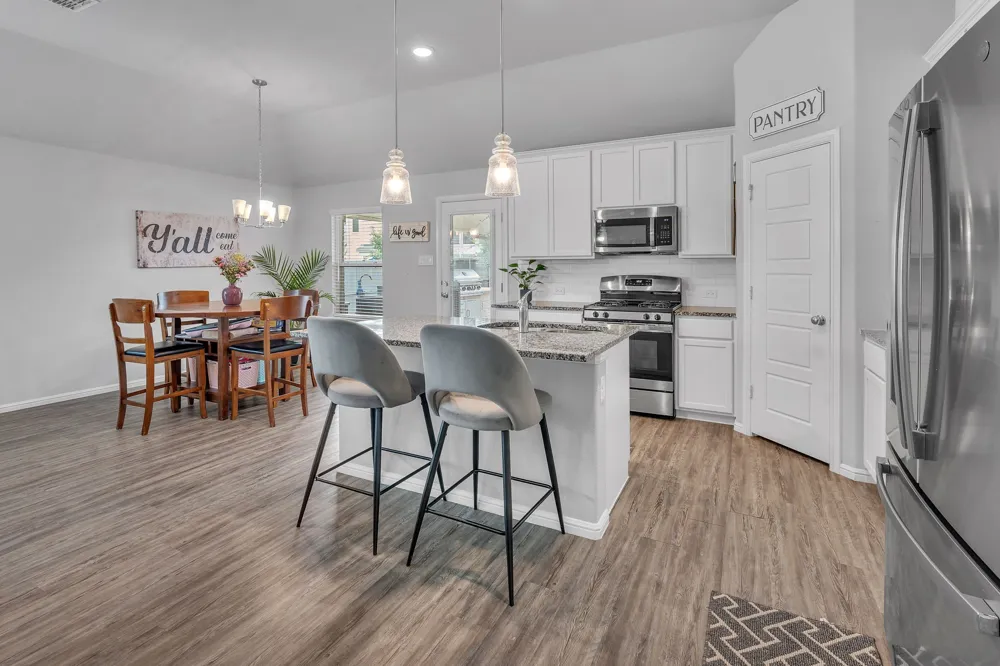 7118 Pampas Place Venus, TX 76084