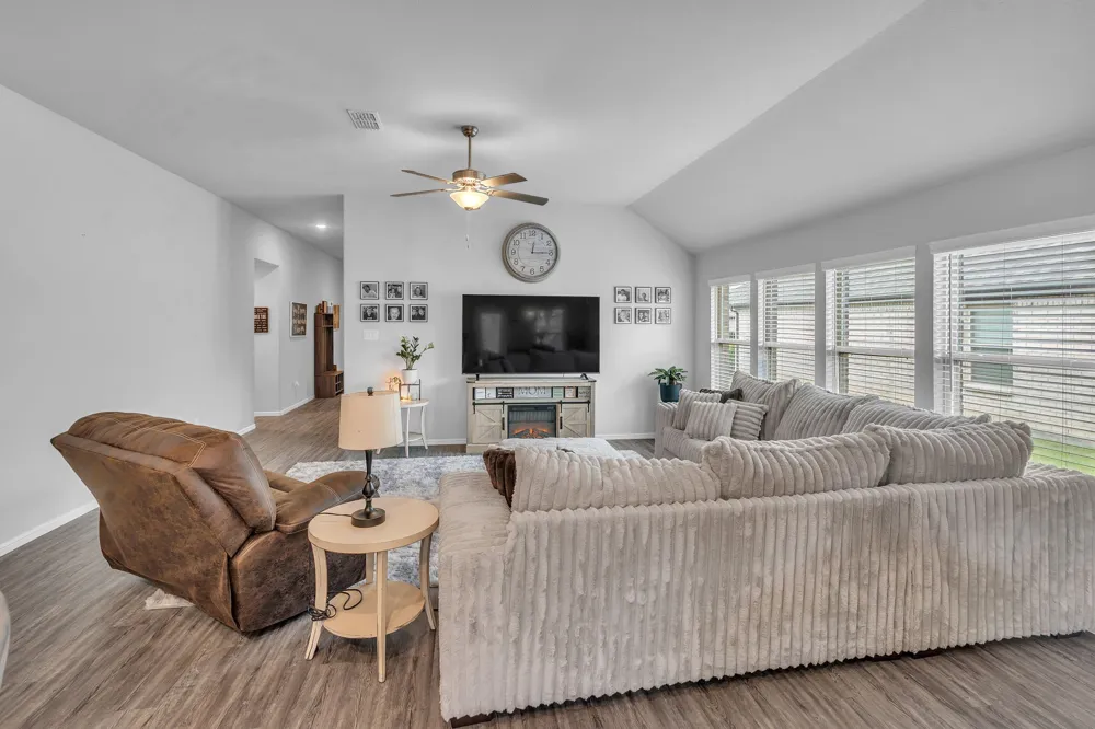 7118 Pampas Place Venus, TX 76084