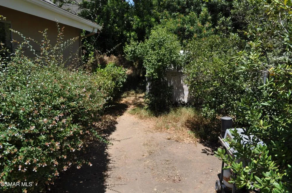 398 Hillrose Court Newbury Park, CA 91320