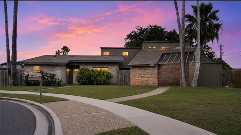 5053 Middlecoff Circle