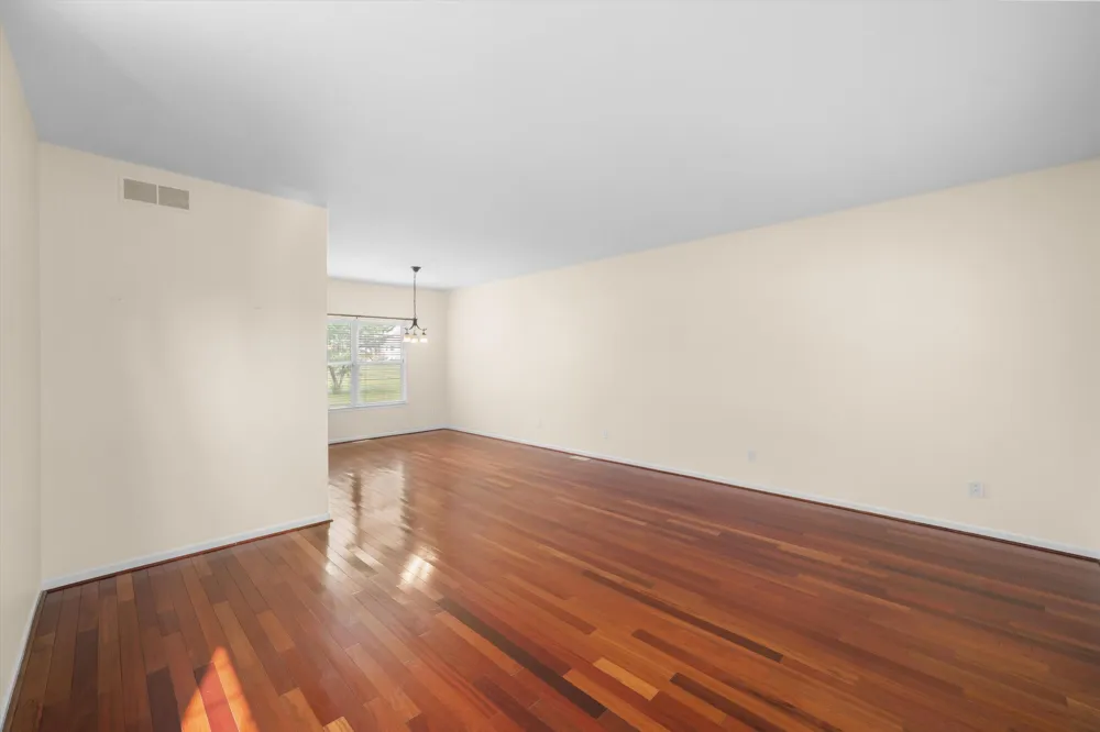 4672 Nutmeg Drive Ypsilanti, MI 48197