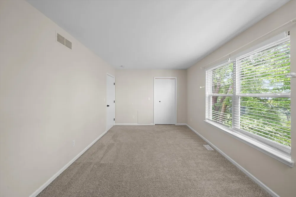 4672 Nutmeg Drive Ypsilanti, MI 48197