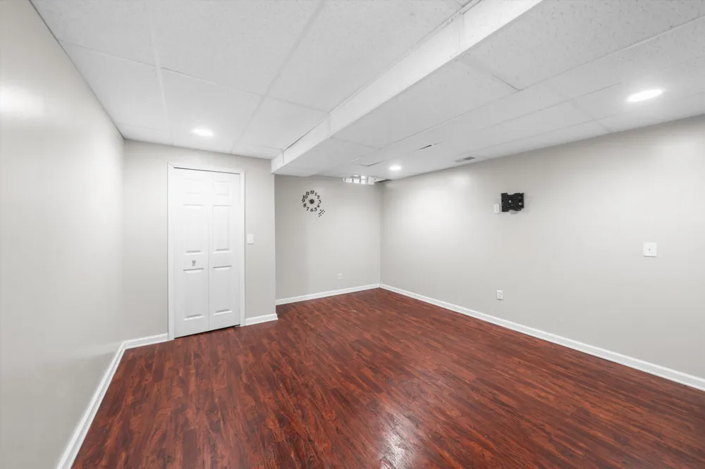 4672 Nutmeg Drive Ypsilanti, MI 48197