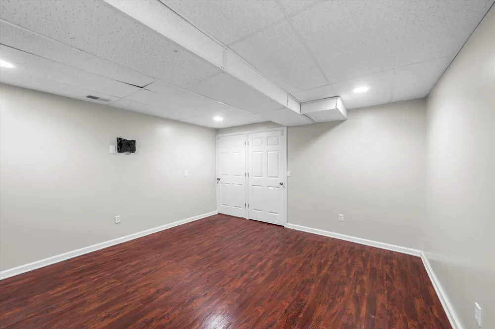 4672 Nutmeg Drive Ypsilanti, MI 48197