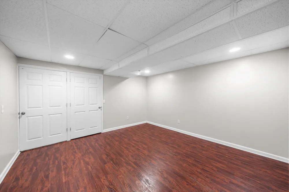 4672 Nutmeg Drive Ypsilanti, MI 48197