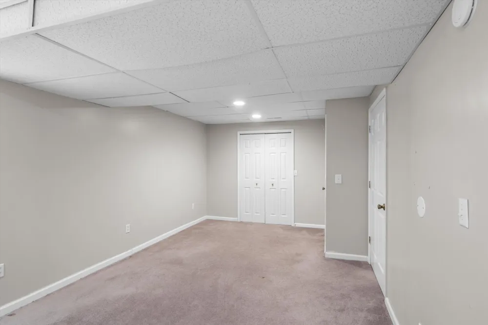 4672 Nutmeg Drive Ypsilanti, MI 48197